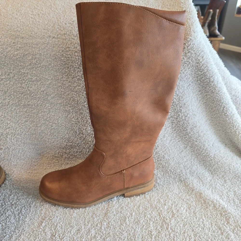 B.O.C. By Born Women's Celine Tan Knee-High Riding Boot Side Zip Size 10 NWT
